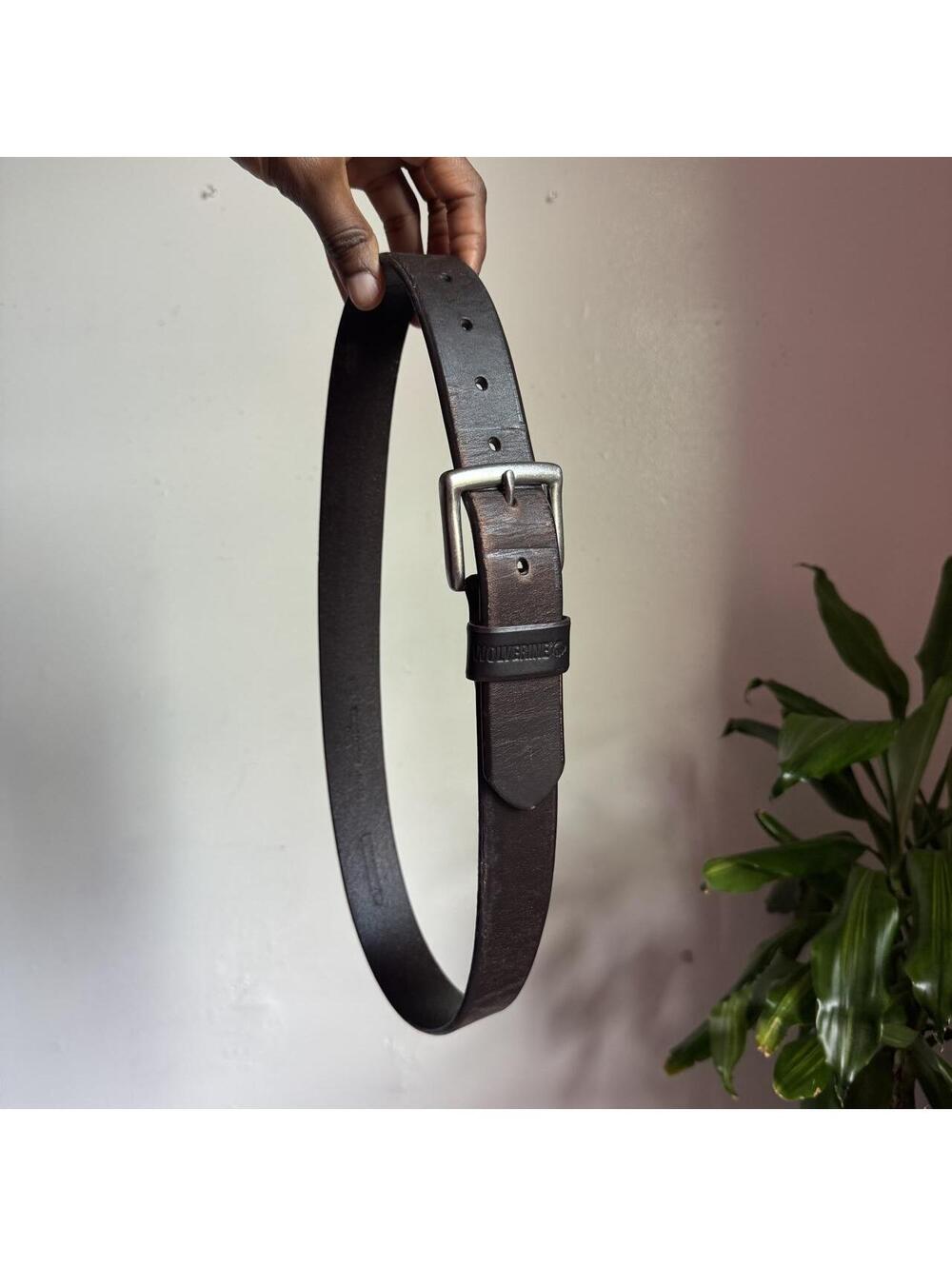 Wolverine Men’s Dark Brown thick Leather Belt with silver buckle 32/80